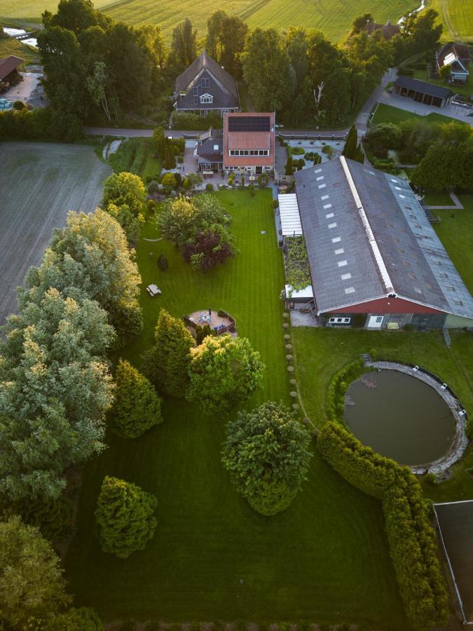 B&B Op Landgoed Koepeltjesplaats Gaast Экстерьер фото